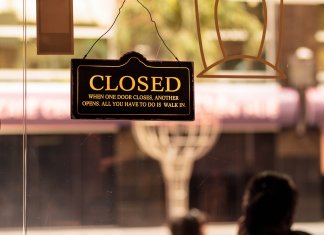 FNB To Close Cryptocurrency-Related Bank Accounts, Including Big Exchanges