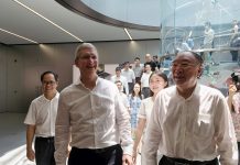 Analysts Make Case For Apple Buying Bitcoin, Building Exchange